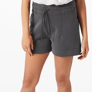 🍋 Lululemon Soft Ambition Short NWOT